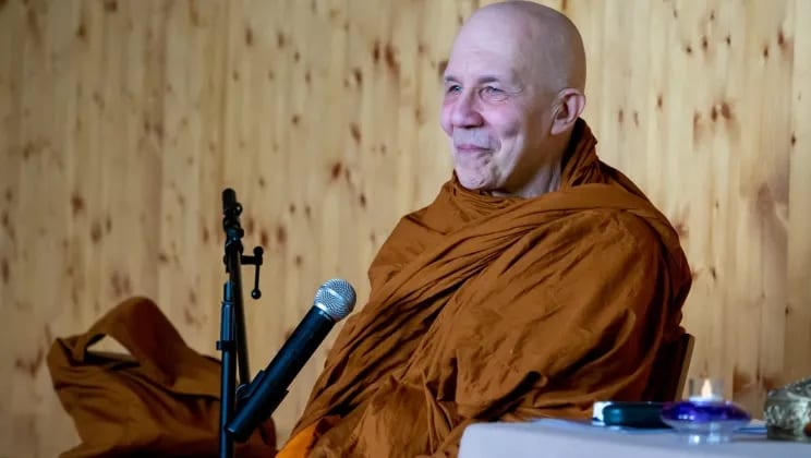 Večer s Bhante Ottamou v Lotusu