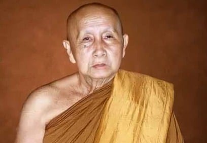 Země, oheň, mysl: Moudrost Luang Phó Sima o pomíjivosti